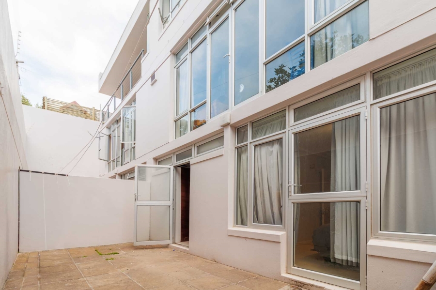 To Let 2 Bedroom Property for Rent in Hout Bay Beachfront Western Cape